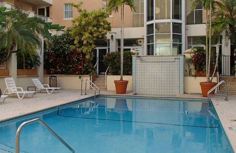 Rodeway Inn South Miami - Coral Gables Exteriör bild